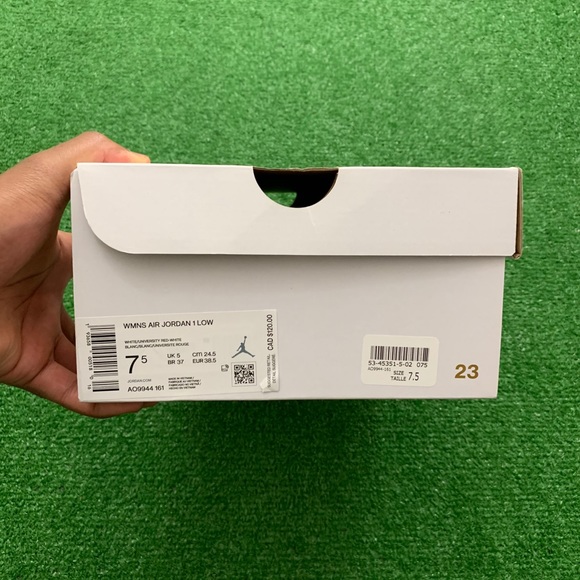 -Edm-
🥤*NEW* Air Jordan 1 Low “White University Red”(W) - Picture 10 of 10